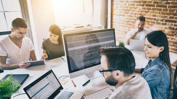 Boom del empleo digital: cuáles son los sectores que hoy lideran la demanda de nuevos talentos