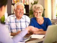 Confirmado para adultos mayores: jubilados recibirán la credencial universal de salud si se anotan antes de esta fecha