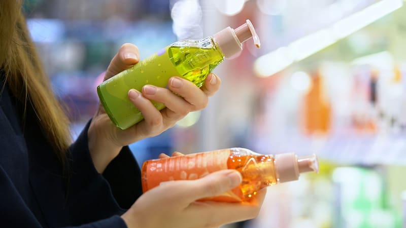 Prohíben un reconocido producto para el pelo por ser ilegal y peligroso para la salud. Foto: Shutterstock