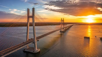 Inauguraron uno de los puentes más extensos de América Latina: cruza el río con un cableado de última generación y conecta el Oriente con el Occidente
