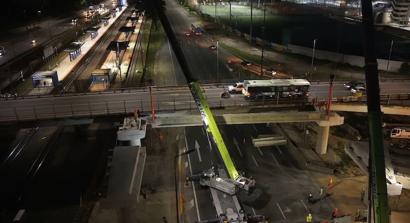 La obra en el nuevo puente de Autopista Cantilo.