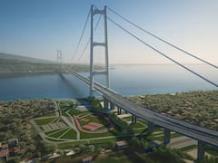 Avanza la construcción del puente colgante más largo del mundo: el orgullo del país que unirá dos regiones estratégicas con 14.400 millones de euros