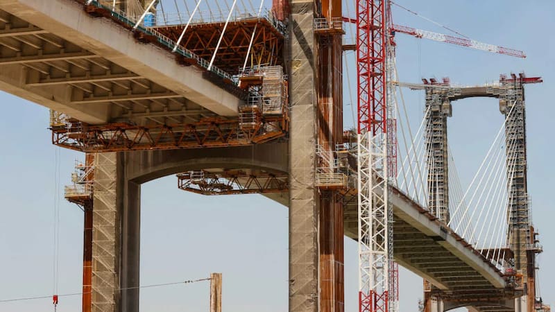 El Puente del Centenario de Sevilla afronta una reforma de 102,83 millones de euros para renovar su estructura y mejorar la circulación en la SE-30.