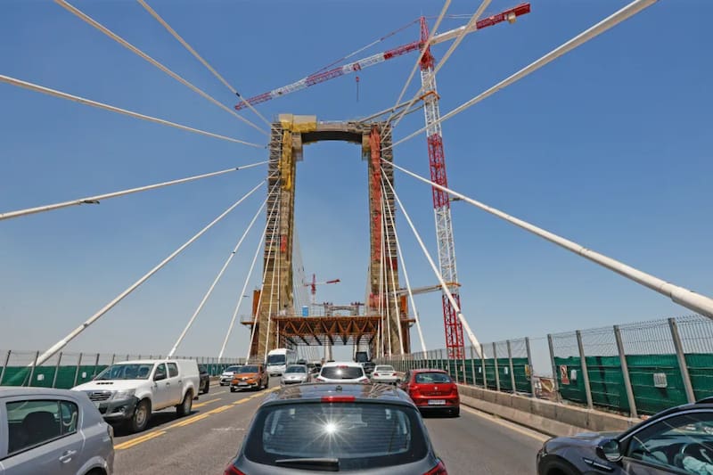 Las obras incluyen la sustitución de los tirantes, el refuerzo estructural y la ampliación de la plataforma para pasar de cinco a seis carriles.