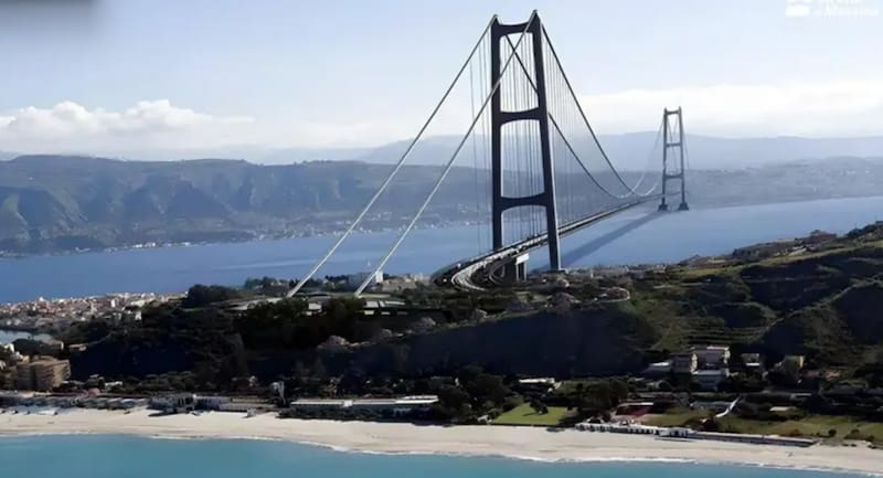A nivel geoestratégico, la obra podría posicionar a Italia como un nodo clave en las redes de comercio del Mediterráneo.