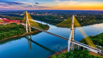Construyeron uno de los puentes más largos de América Latina: conecta a todo el continente y su cableado es de miles de metros