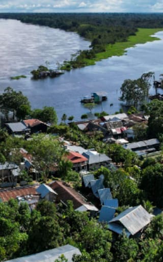 El pueblo colombiano donde no hay tráfico y al que se llega navegando por el Amazonas: un destino único rodeado de naturaleza