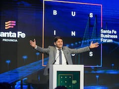 Santa Fe busca ampliar sus negocios con el mundo: Pullaro inauguró el Business Forum