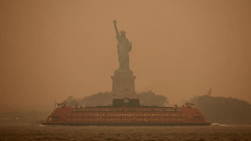 Qué es el humo gris que cubre Nueva York y que pone en peligro la final del Mundial 2026 entre España y Argentina