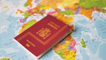 Ciudadanía española: la lista definitiva de apellidos que permiten tramitar la nacionalidad y el pasaporte