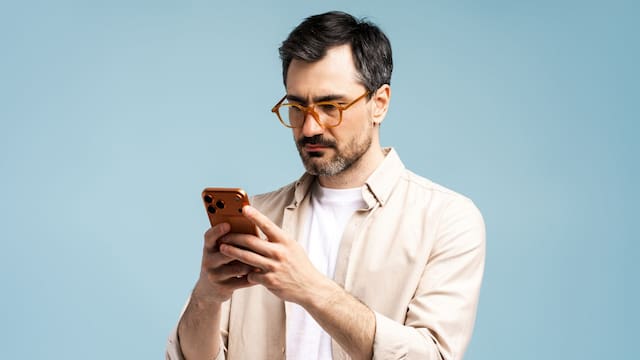 Oficial y confirmado | La Guardia Civil advierte a la población: “Evita publicar tus planes en redes sociales”
