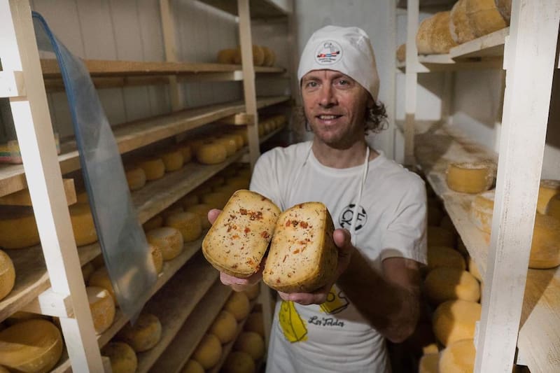 El producto estrella de la quesería Fässler es el Gouda y está vinculado con la receta que heredó Freddy de su abuelo. (Foto: Gentileza Quesería Fässler)