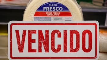 Exigen el retiro del queso fresco más conocido de los supermercados por ser peligroso y estar vencido