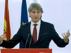 Quién es Carlos Martínez, el candidato del PSOE en Castilla y León que es apoyado por Pedro Sánchez