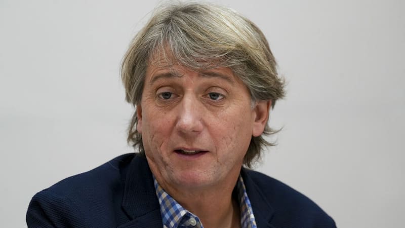 Quién es Carlos Martínez, el candidato del PSOE en Castilla y León que es apoyado por Pedro Sánchez. Foto: EFE