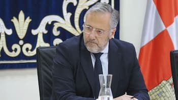 Quién es Carlos Pollán, el exjugador de handball que es candidato de Vox en Castilla y León