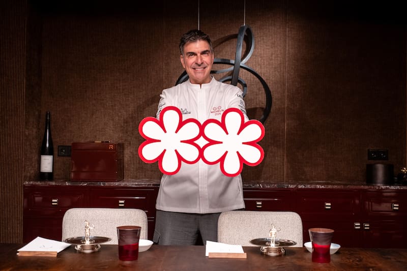 El espacio del chef Ramón Freixa fue uno de los cinco restaurantes que ascendieron a la categoría de dos estrellas este año.