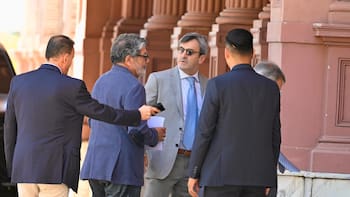 El Gobierno presentó los títulos del proyecto y la CGT mostró los dientes: qué propusieron