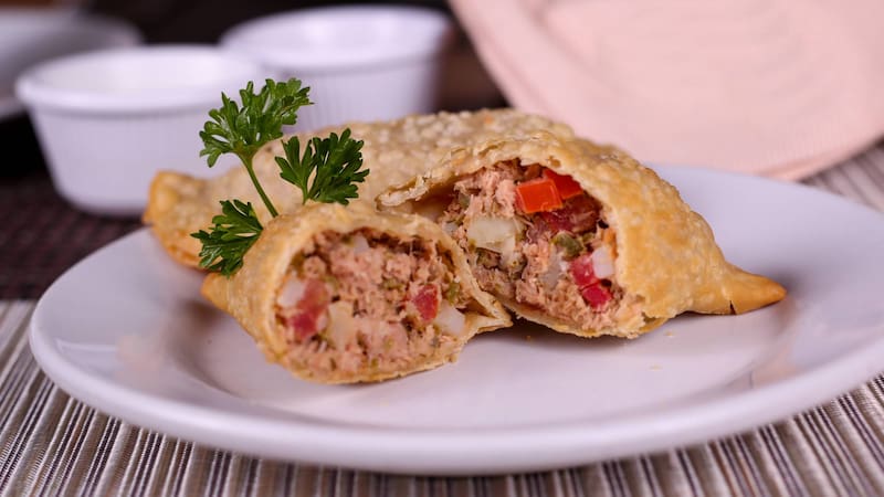 Cómo hacer empanadas de atún en freidora de aire.