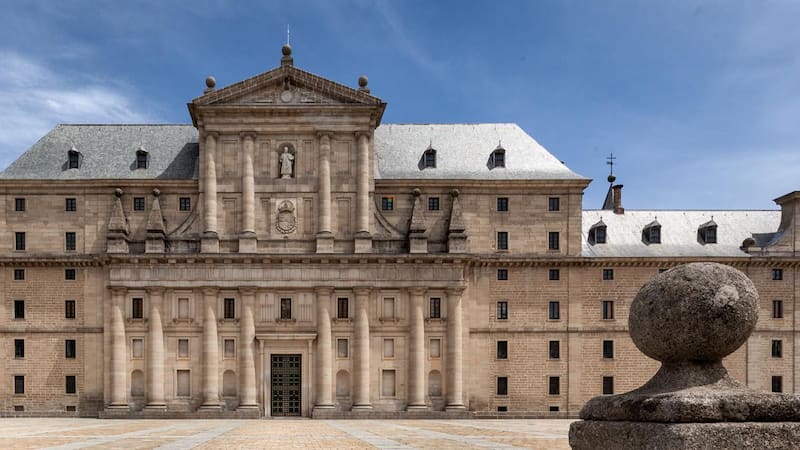 Reconocido por UNESCO | Este monasterio es el que mejor refleja las ideas del “Siglo de Oro” en el país. (Fuente: patrimonionacional.es).