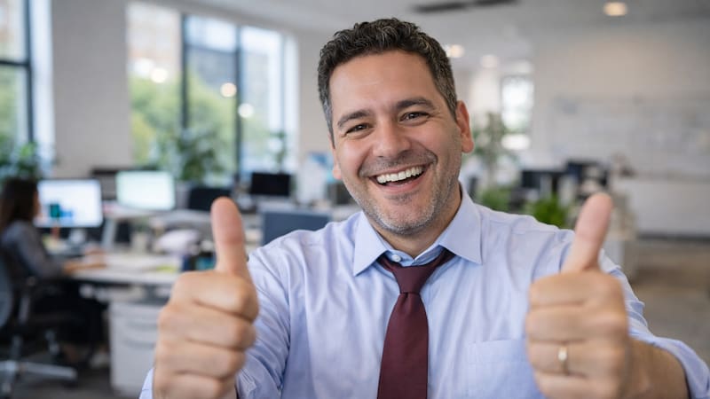 El Gobierno decretó 42 horas de jornada laboral por semana.