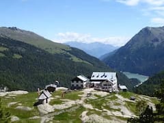 Buscan voluntarios para vivir gratis un mes en las montañas: cuáles son los requisitos para participar