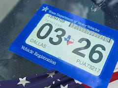 El DMV de Texas lo confirmó | Debido a un requisito obligatorio estos extranjeros ya no podrán registrar vehículos en el estado