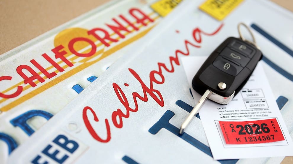 Vehicular Cómo renovar en línea el registro vehicular de California y quiénes no ...