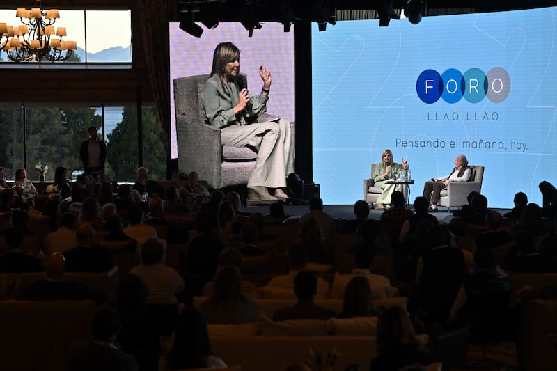 Máxima en el Foro Llao Llao, durante su charla con Federico Braun @federomerofoto