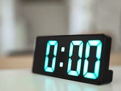 Es un hecho | Instalarán relojes checadores en todas las empresas del país y será obligatorio para los patrones pagar cada minuto extra