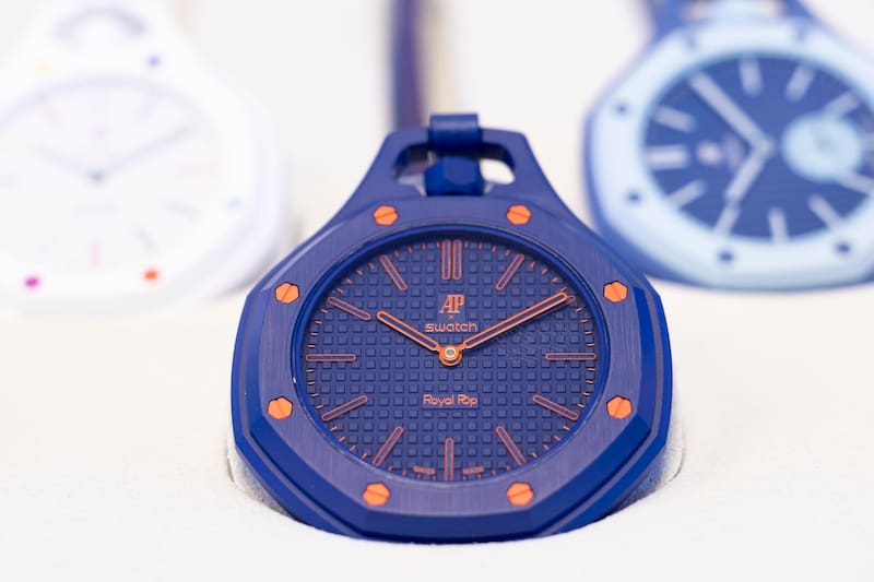 El buscado reloj Royal Pop que causó la locura en todo el mundo (Fuente: EFE / EPA / ANTHONY ANEX).