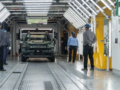 Una fábrica pionera de la industria automotriz local revivió con la producción de una pick up