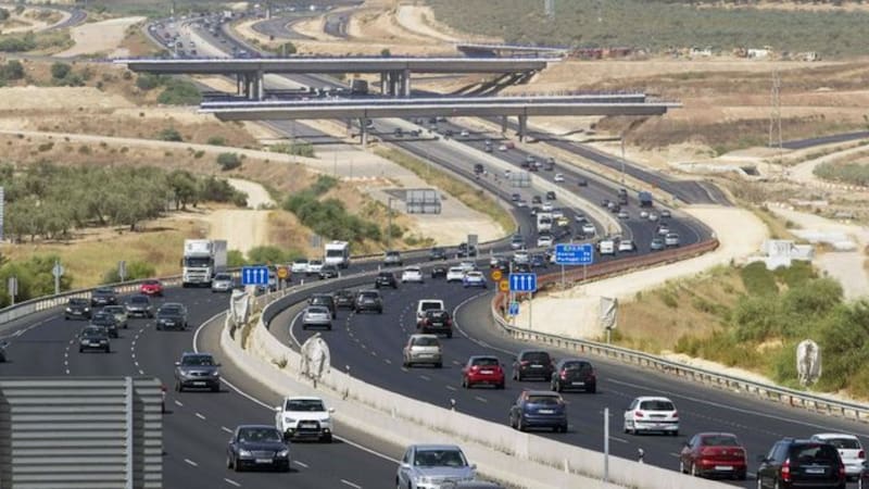Renovarán la autopista que conecta a la Ciudad con una de las principales provincias del país y mejorará la seguridad de los conductores. Foto: EFE