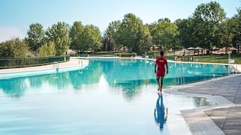 Renovaron la piscina natural más grande del país: tiene 4500 metros y está a solo una hora de la capital