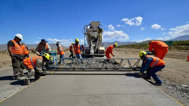 Repavimentarán una de las rutas más utilizadas por los argentinos y eliminarán todos los baches
Fuente: Neuequén