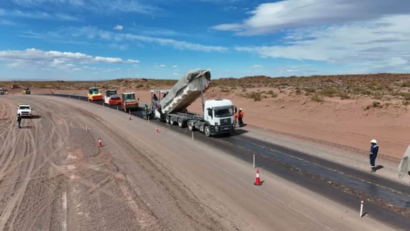 Repavimentarán una ruta vital para el país, no habrá más problemas de tráfico en la zona y celebran miles de conductores
Fuente: Vialidad Neuquén