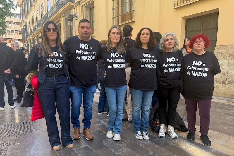 Colectivos de víctimas de la dana reclaman responsabilidades políticas y judiciales por la gestión de la catástrofe que dejó más de 230 fallecidos en Valencia.