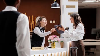 Se caen 800 reservas en hoteles de CDMX en fechas de Mundial: ¿México se despide de ser sede oficial?