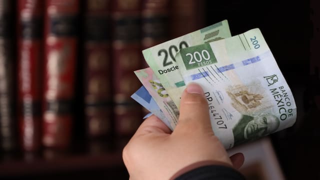 Salvavidas: los mexicanos retiran cifra récord de sus Afores para sobrevivir al desempleo