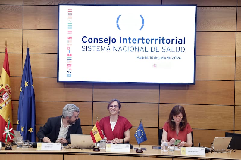 La ministra de Sanidad, Mónica García, preside la reunión del Consejo Interterritorial del Sistema Nacional de Salud (CISNS), este miércoles en Madrid.
