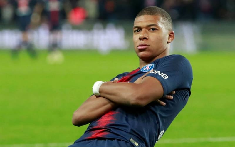 Adquirió cerca del 80% del Stade Malherbe Caen, uno de los clubes históricos del fútbol francés