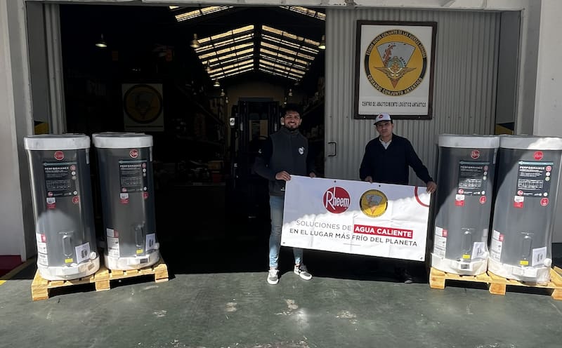 En medio de su delicada situación financiera, Rheem anunció la instalación de termotanques en la Antártida