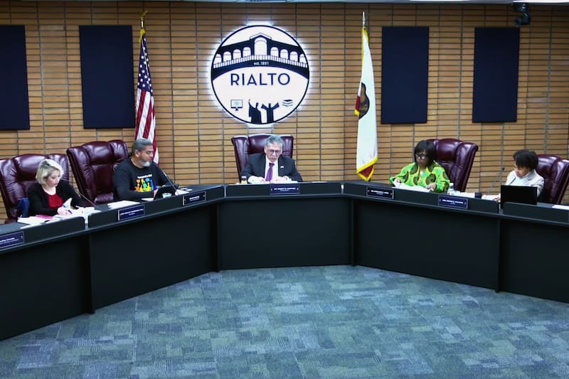 Las autoridades de Rialto aprobaron un acuerdo que permitirá implementar un sistema de transporte público sin tarifa, enfocado en beneficiar a estudiantes, trabajadores y familias de bajos ingresos. Imagen: archivo.