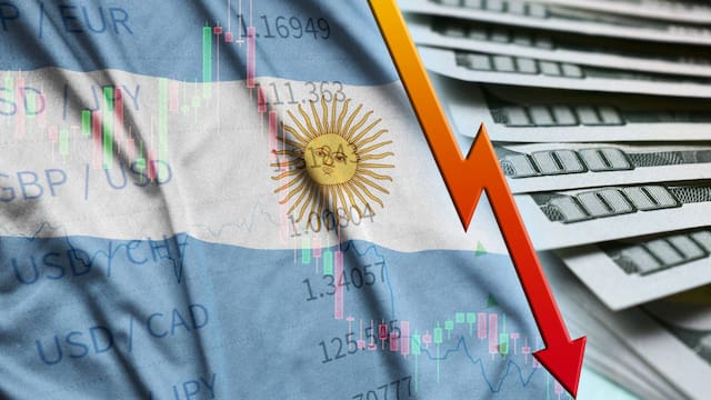 La muralla de pagos en dólares en 2027 todavía condiciona el riesgo país