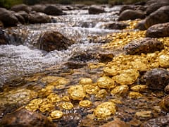Bomba mundial: descubren un río con toneladas de oro y toda la fortuna queda en manos de un solo país