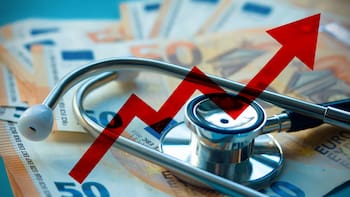 Puentes rotos y tensiones crecientes: la crisis sanitaria madrileña incendia la política nacional