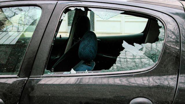 Violencia en Jalisco dispara robo de autos: aseguradoras reportan casi 400 unidades en tres días