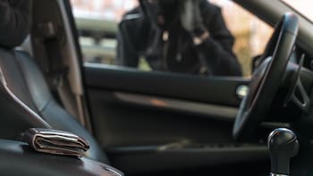 ¡Aguas con el coche! El robo de vehículos rebasa 60 mil casos en el último año