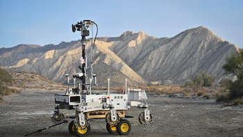 España recrea Marte en el desierto de Tabernas: la ESA prueba un vehículo robótico que explorará el planeta rojo en busca vida