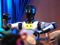 Un robot humanoide atenderá en hoteles y restaurantes: responde preguntas, recomienda comercios y habla 80 idiomas